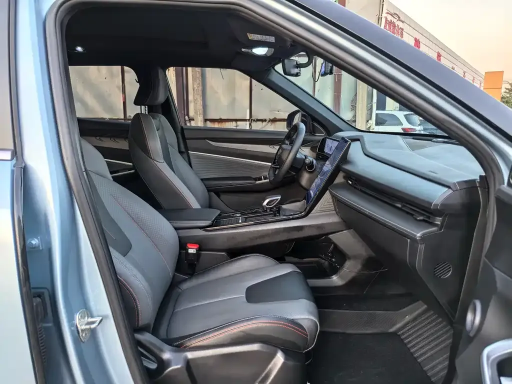 Geely Boyue 2023 из CN, фото 8