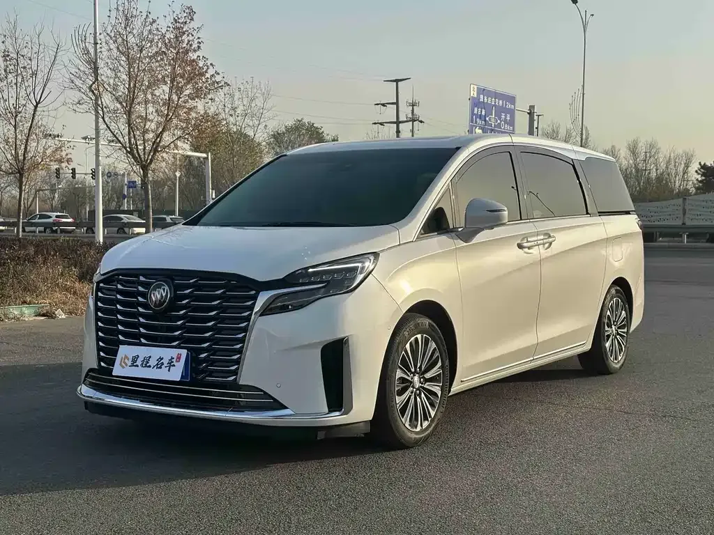 Buick GL8 2024 из CN, фото 1