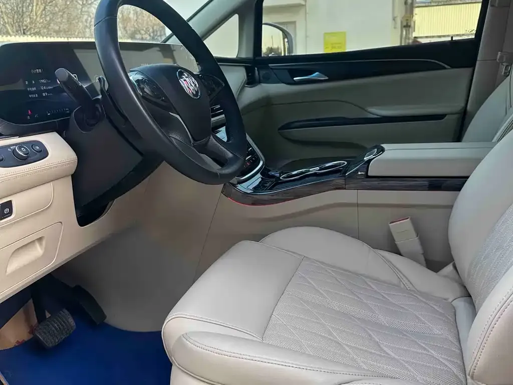 Buick GL8 2024 из CN, фото 8