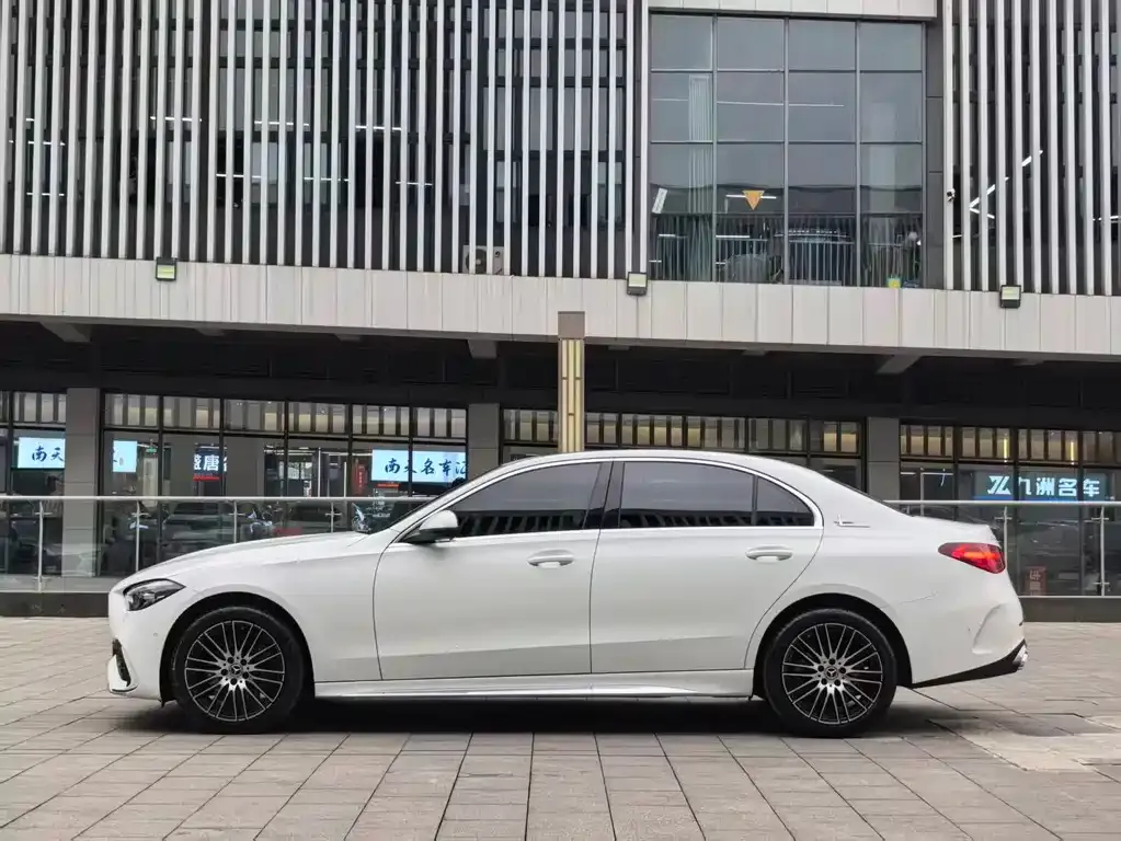 Mercedes-Benz C-Class 2025 из CN, фото 4
