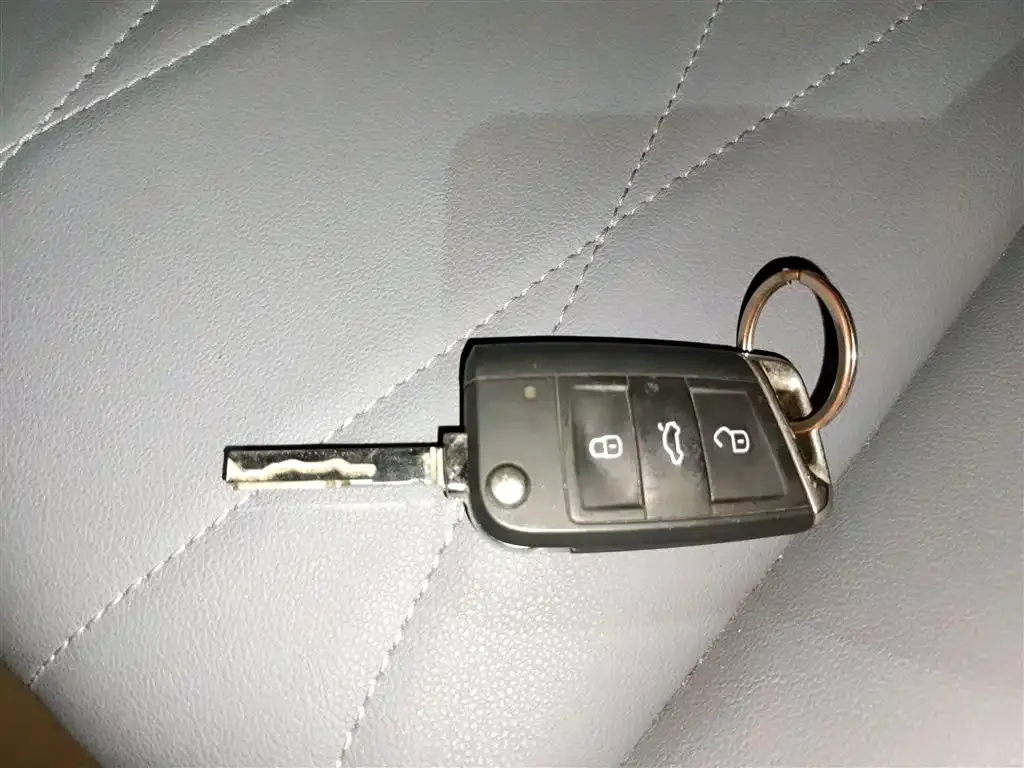 Volkswagen Lavida 2022 из CN, фото 8