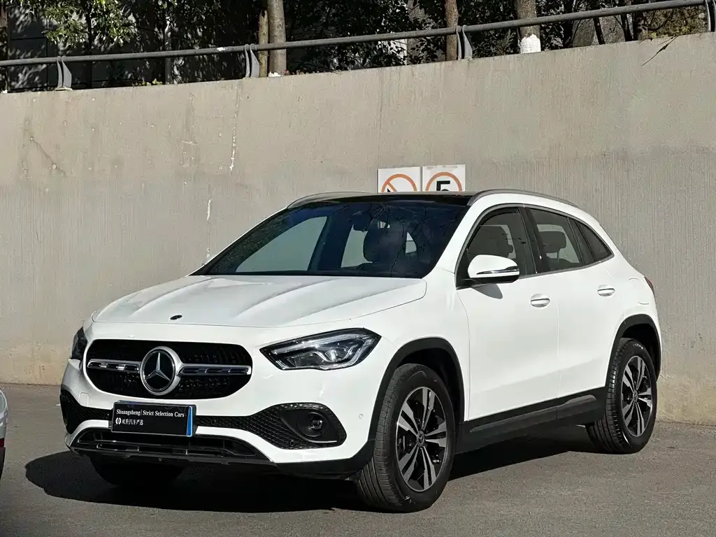 Mercedes-Benz GLA 2023 из CN, фото 1