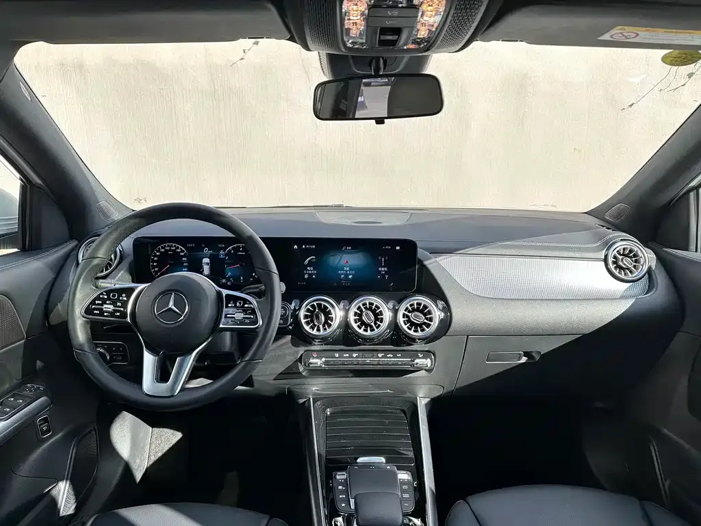 Mercedes-Benz GLA 2023 из CN, фото 3