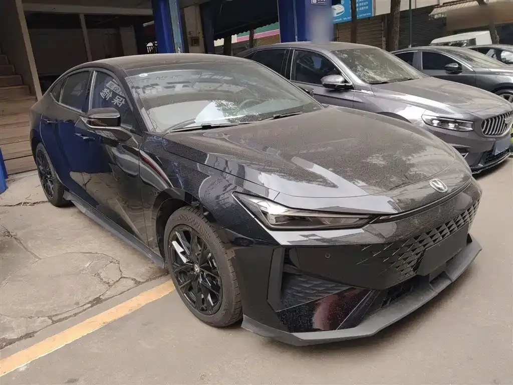 Changan UNI-V 2024 из CN, фото 4