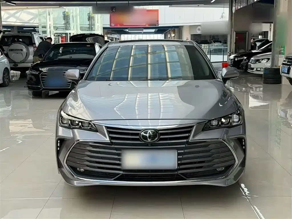 Toyota Avalon 2021 из CN, фото 9
