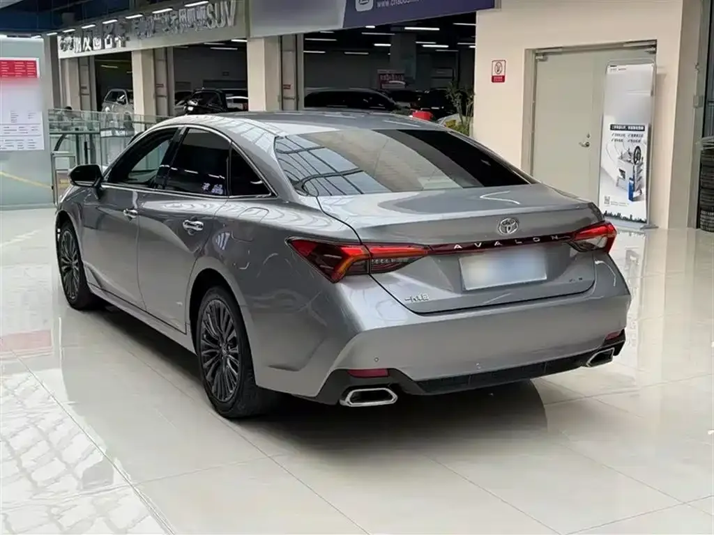 Toyota Avalon 2021 из CN, фото 5