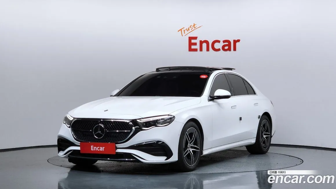 Mercedes-Benz E-Class — фото 1