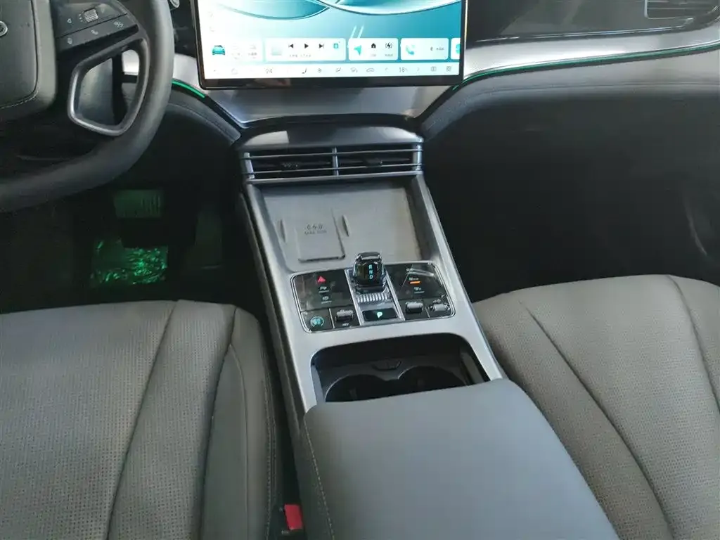 BYD Seal 07 DM-i 2025 из CN, фото 6