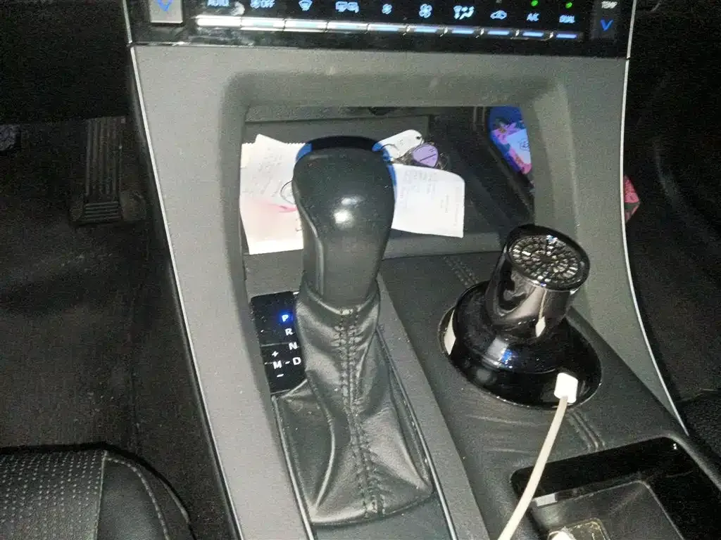 Toyota Avalon 2021 из CN, фото 10