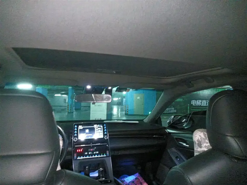 Toyota Avalon 2021 из CN, фото 6