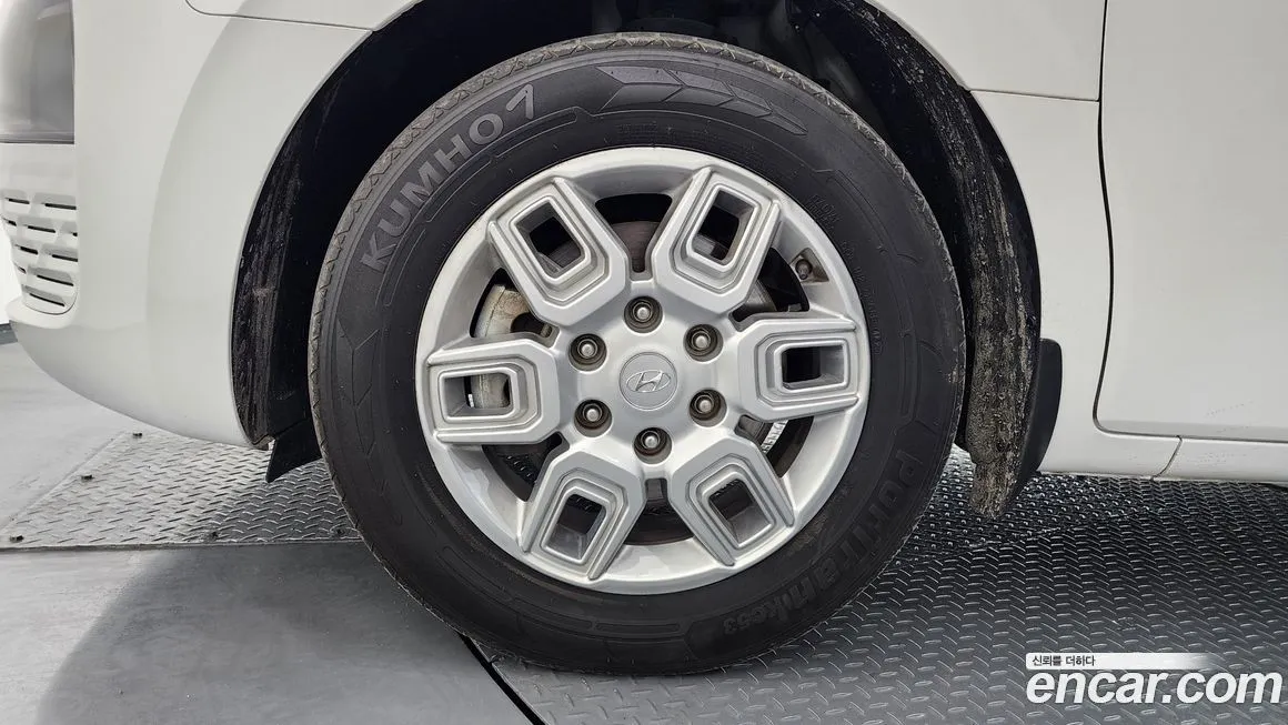 Hyundai Staria 2023 из KR, фото 5