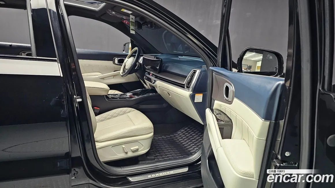 Kia Sorento — фото 10