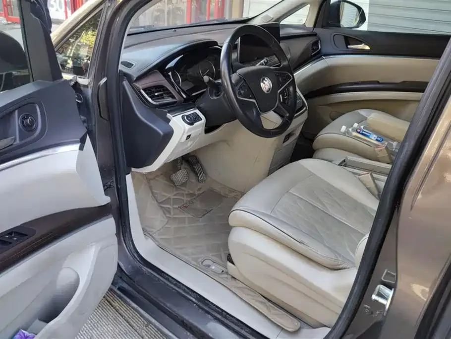 Buick GL8 2021 из CN, фото 7