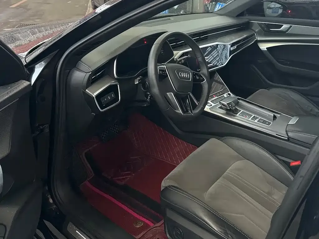 Audi A6L 2021 из CN, фото 8