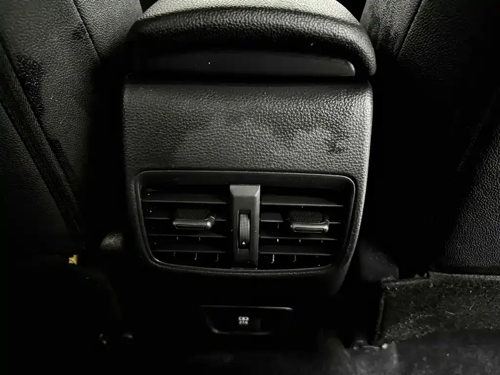 Toyota Levin — фото 9
