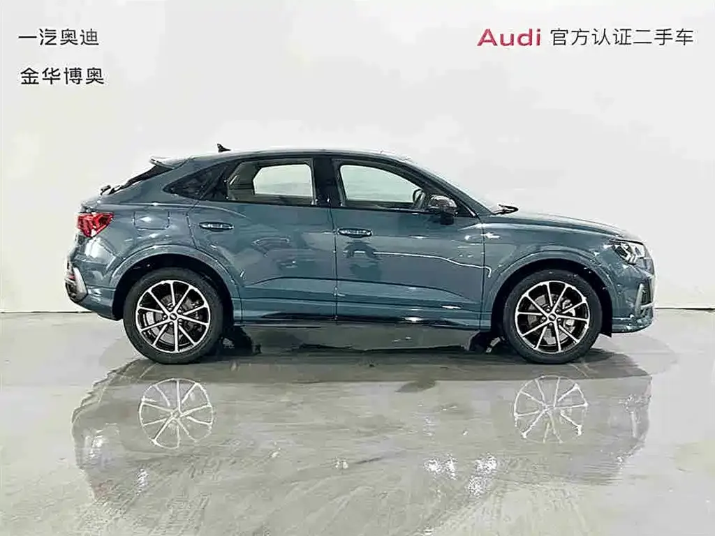 Audi Q3 — фото 3