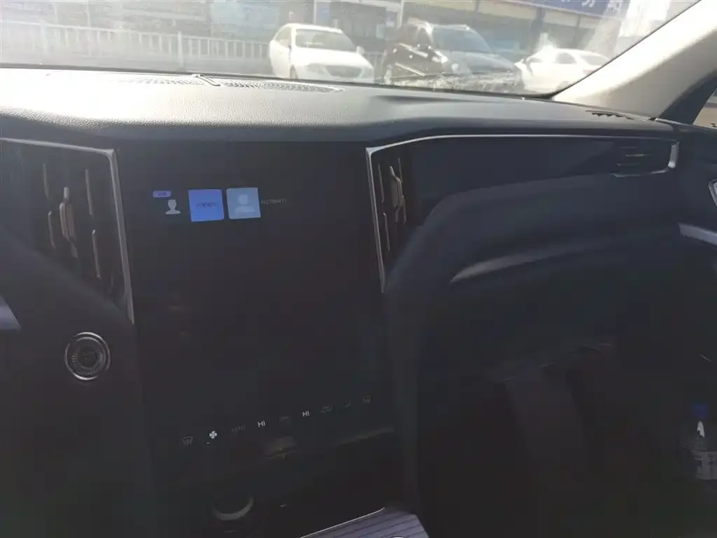 Hongqi HS7 PHEV 2024 из CN, фото 3