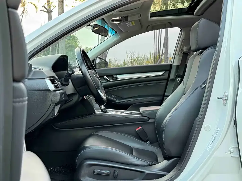Honda Accord 2021 из CN, фото 5