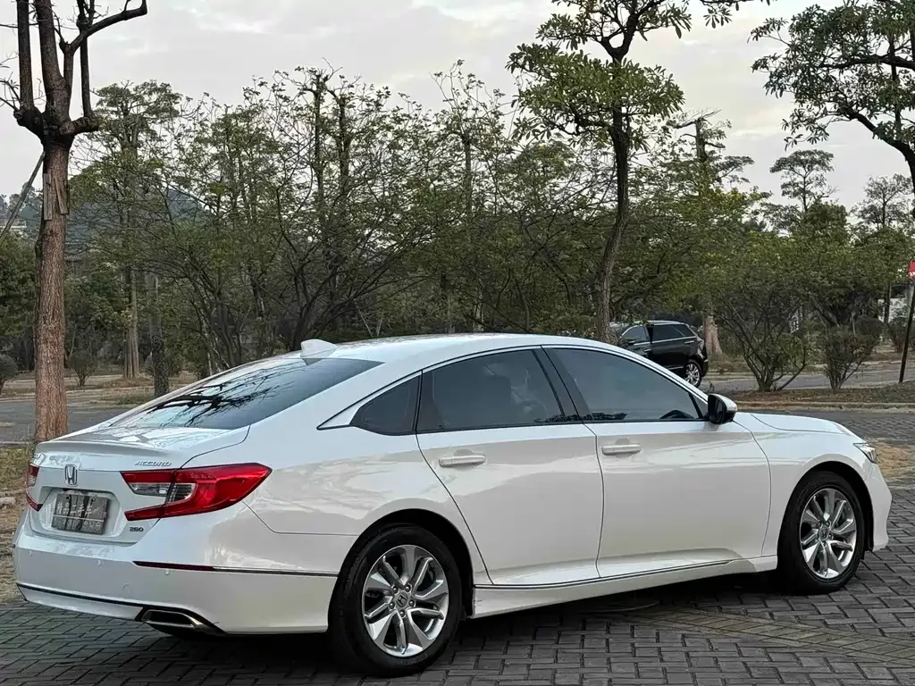 Honda Accord 2021 из CN, фото 9