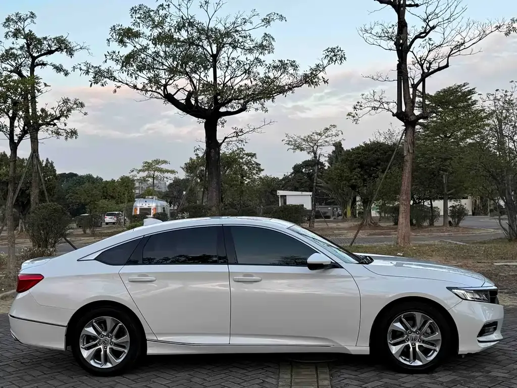 Honda Accord 2021 из CN, фото 10