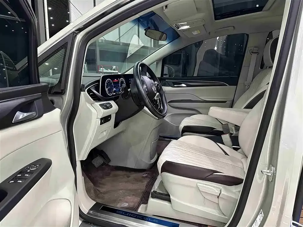 Buick GL8 2023 из CN, фото 6
