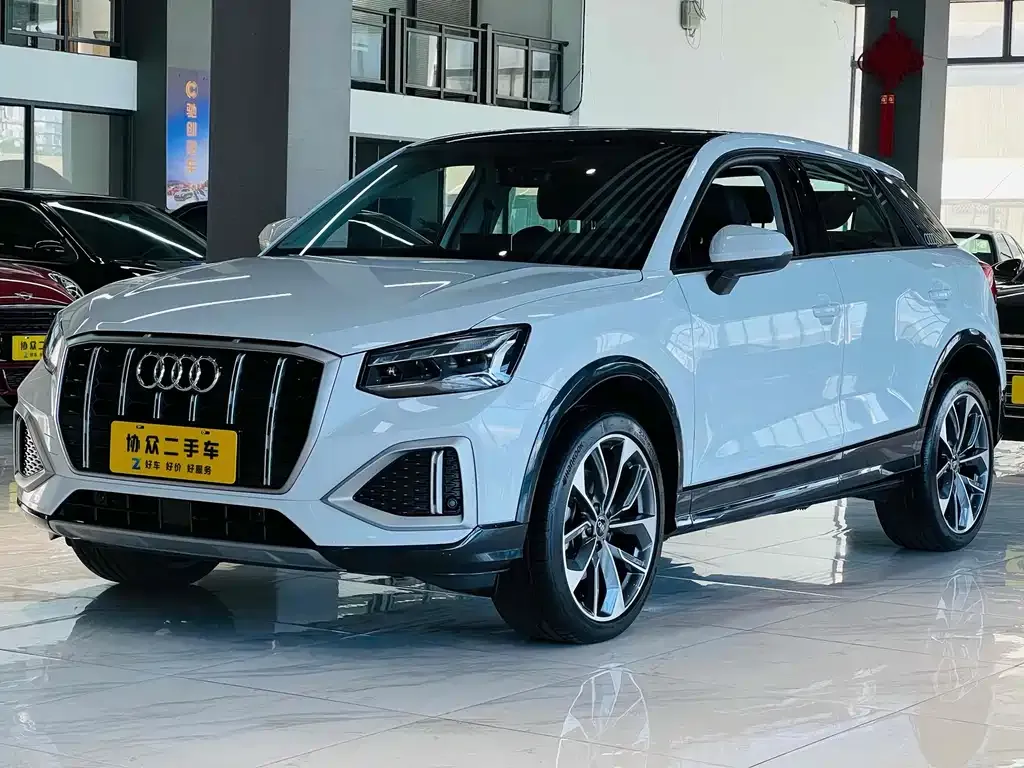 Audi Q2L 2023 из CN, фото 1