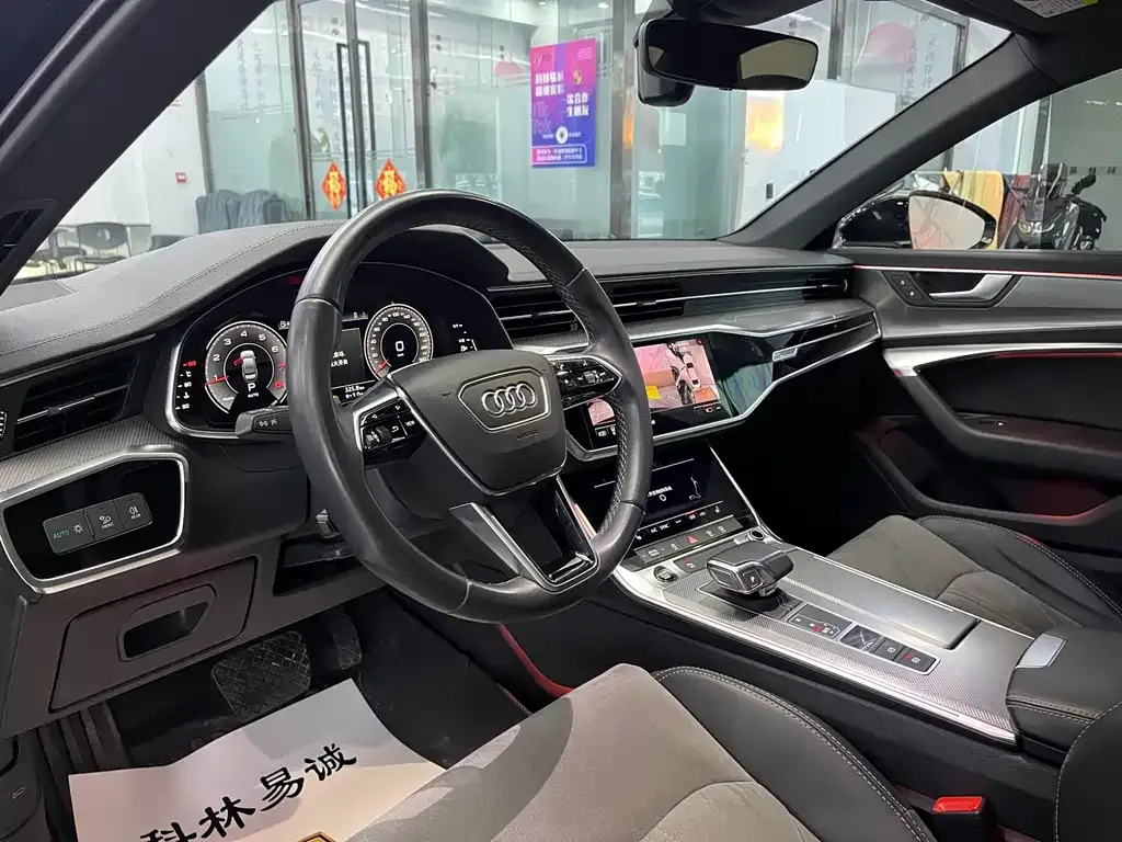 Audi A6L 2021 из CN, фото 4