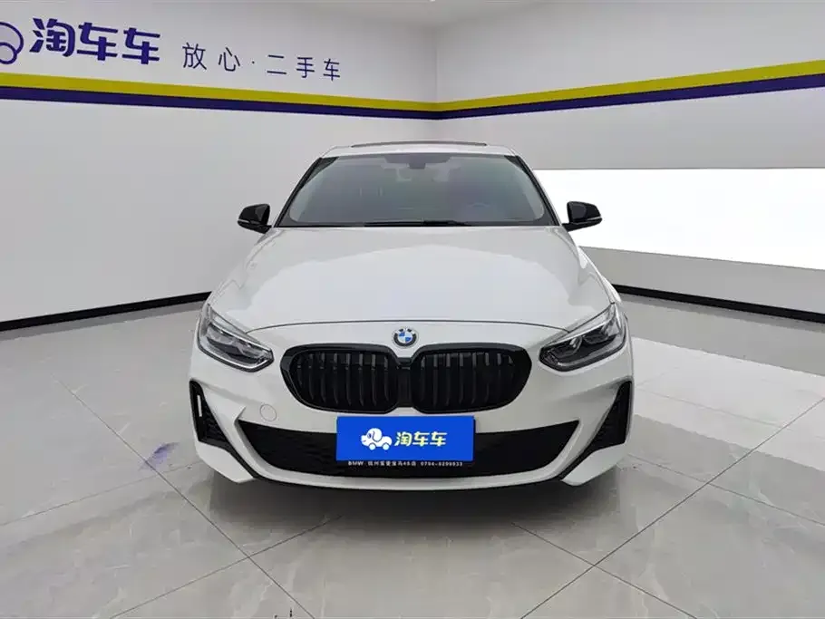 BMW 1 Series 2023 из CN, фото 2