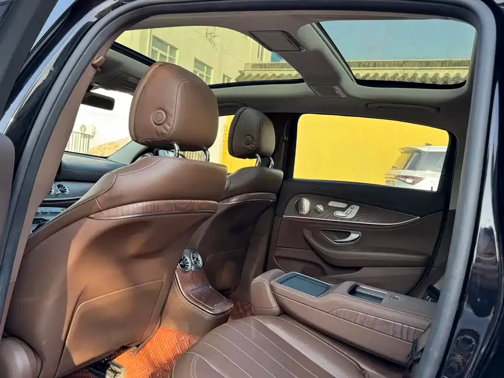 Mercedes-Benz E-Class 2021 из CN, фото 8