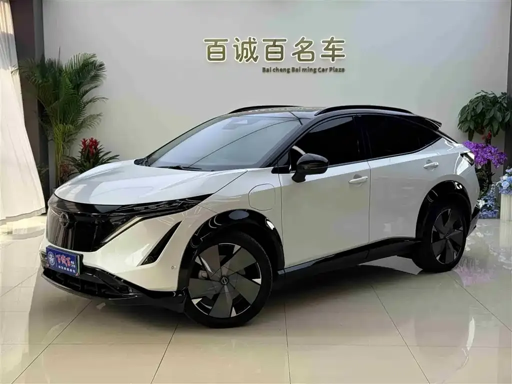 Nissan Ariya — фото 1