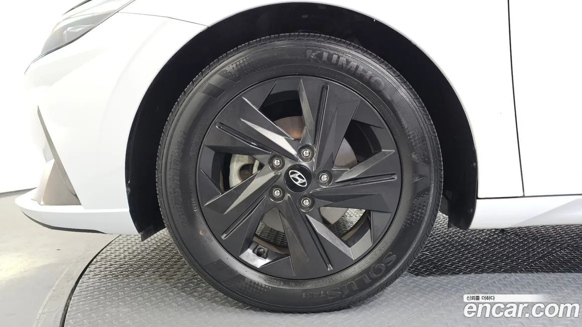 Hyundai AVANTE 2021 из KR, фото 6