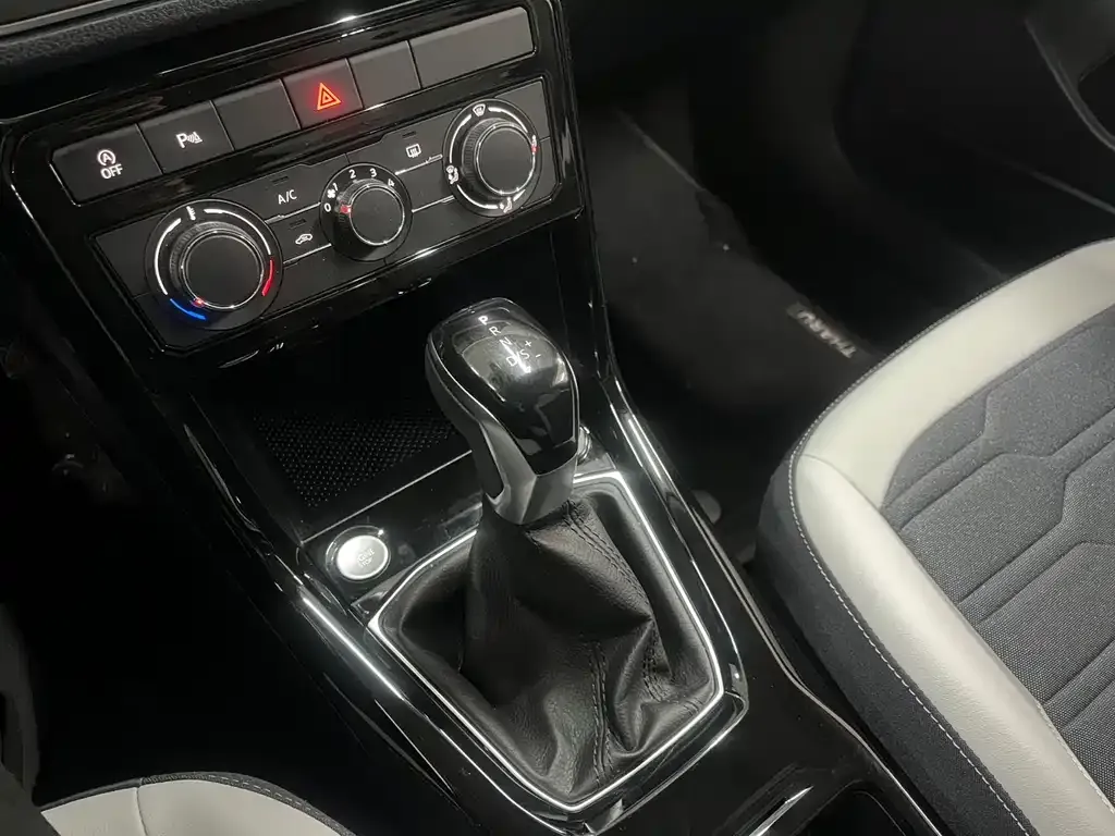 Volkswagen Tharu 2025 из CN, фото 4