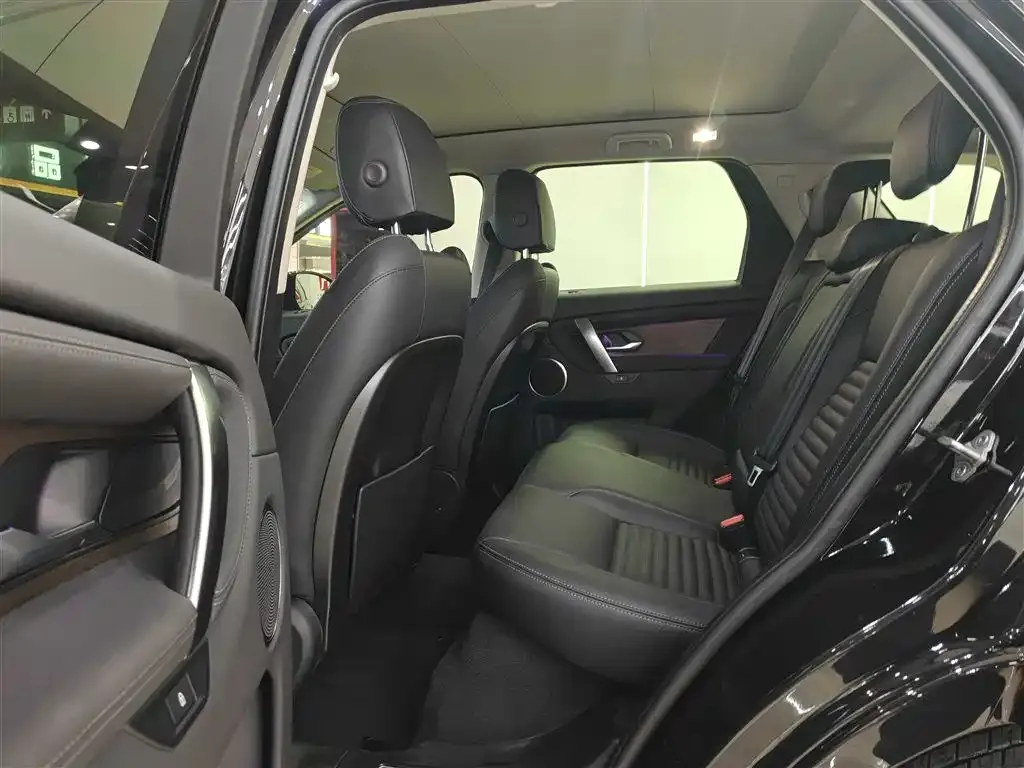 Land Rover Discovery Sport 2024 из CN, фото 4