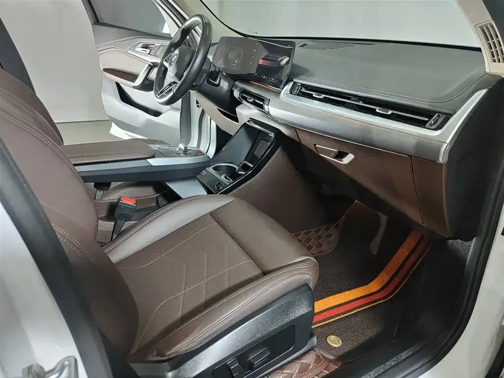 BMW X1 2024 из CN, фото 10