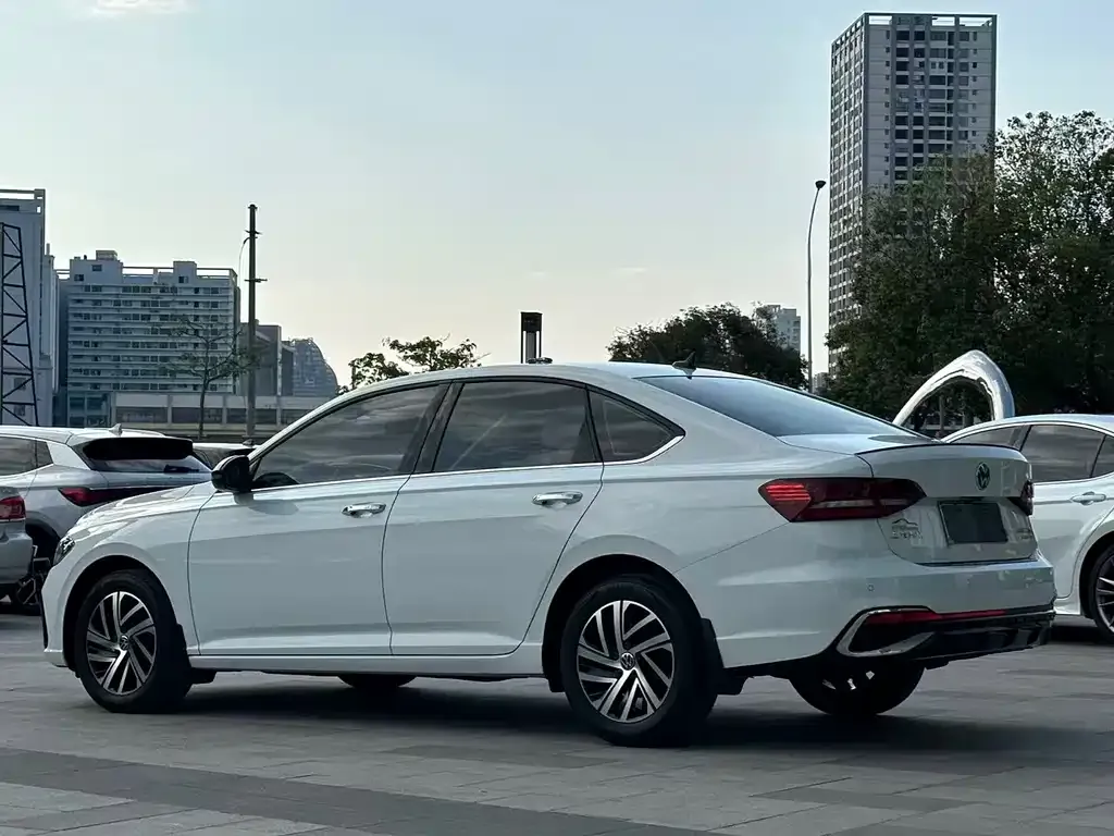 Volkswagen Lavida 2024 из CN, фото 2
