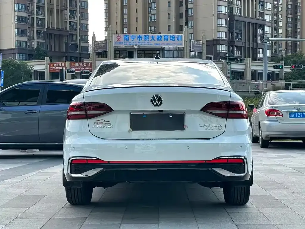 Volkswagen Lavida 2024 из CN, фото 3