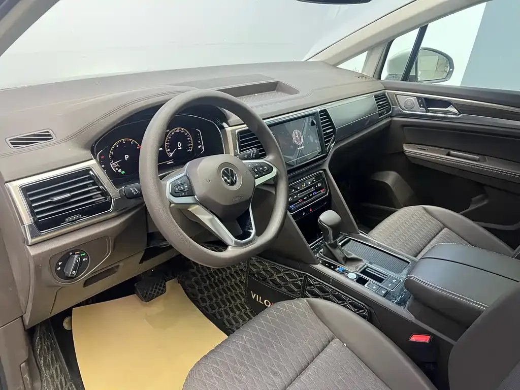 Volkswagen Viloran 2022 из CN, фото 4