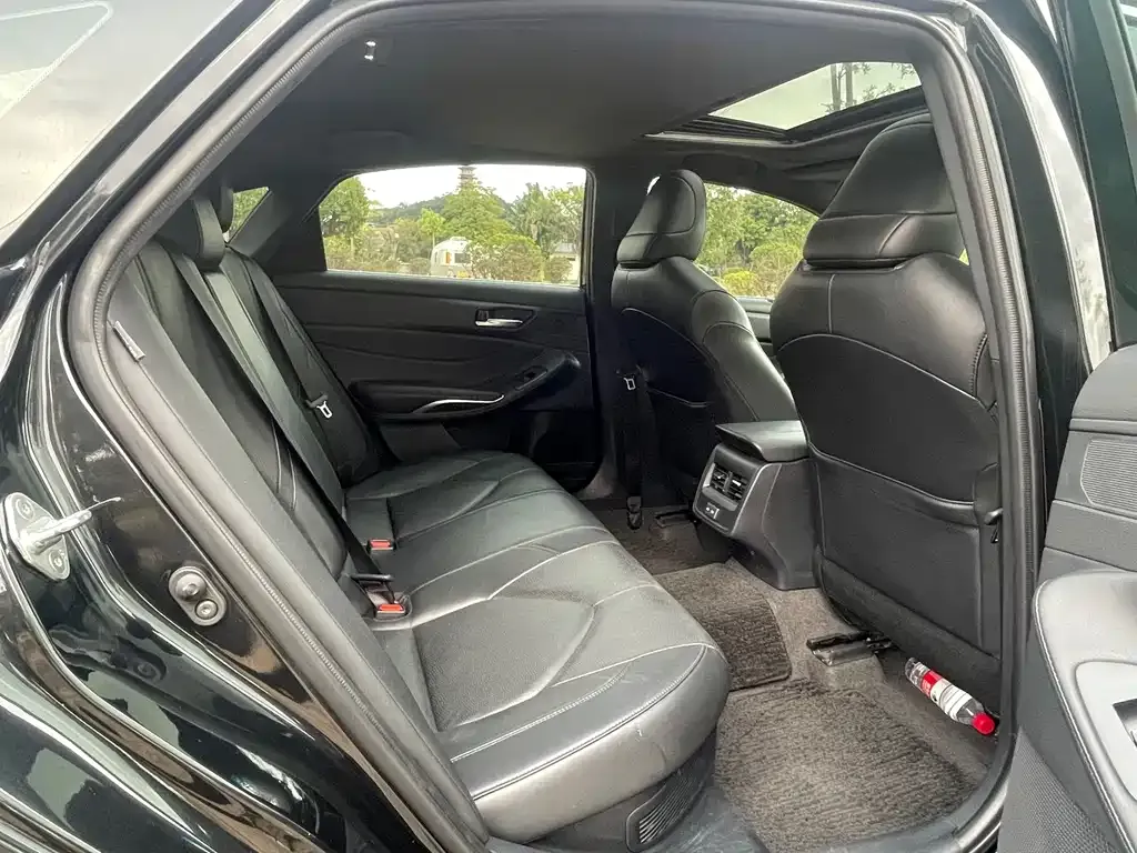 Toyota Avalon 2022 из CN, фото 6