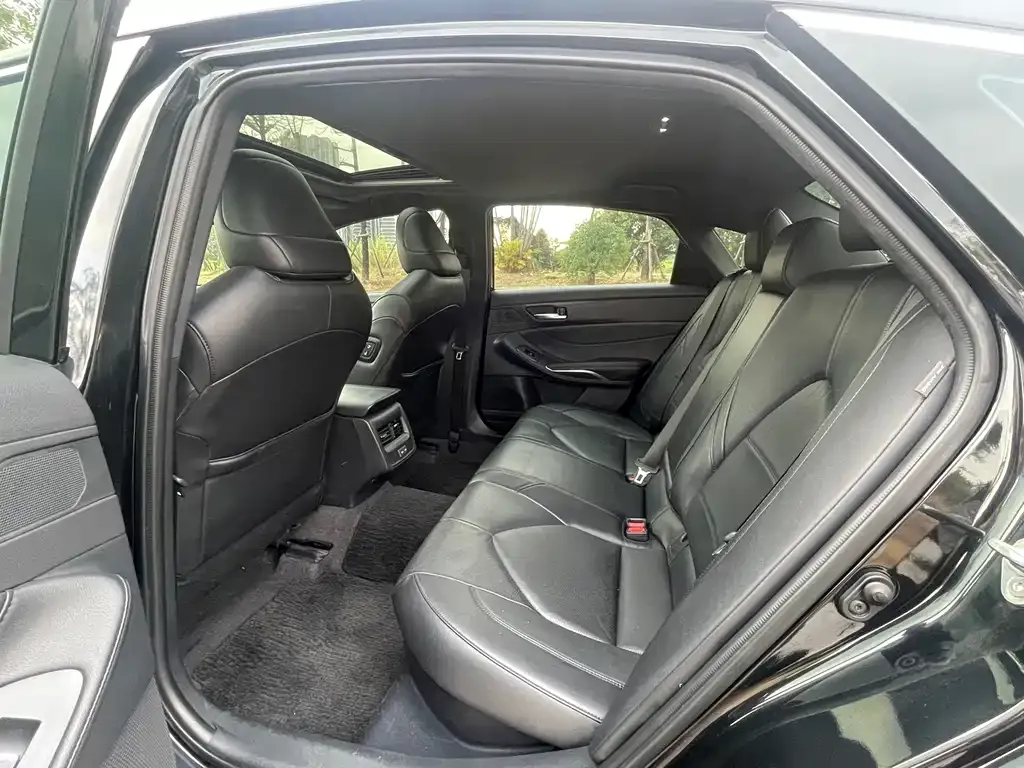 Toyota Avalon 2022 из CN, фото 10