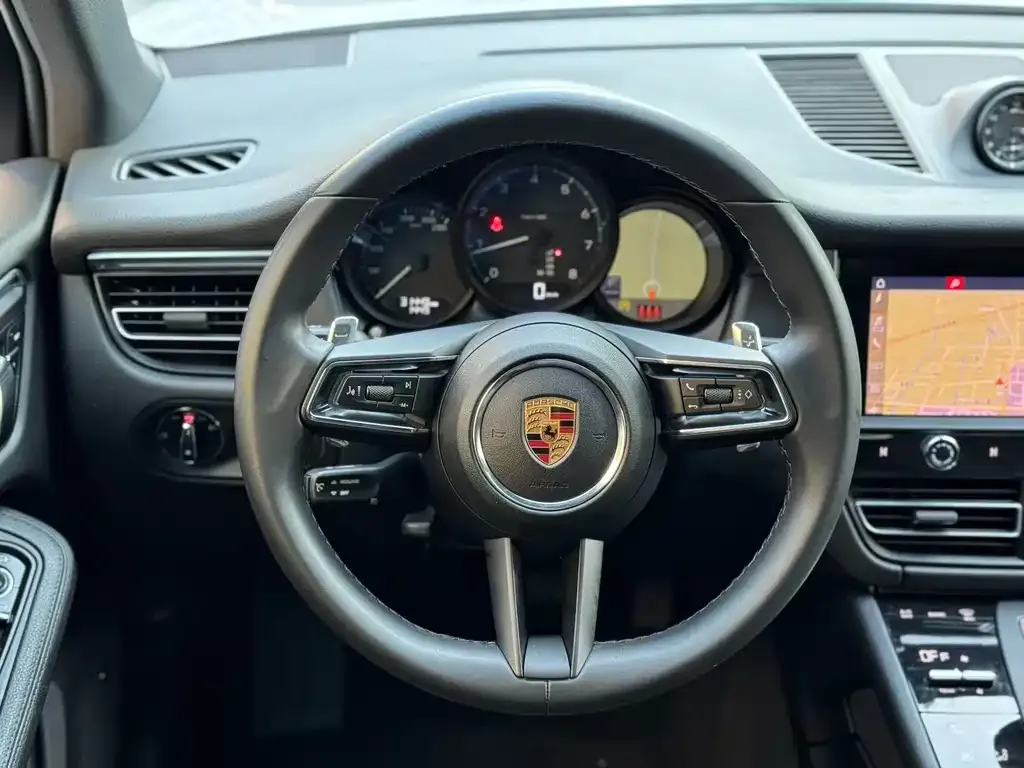 Porsche Macan 2023 из CN, фото 6