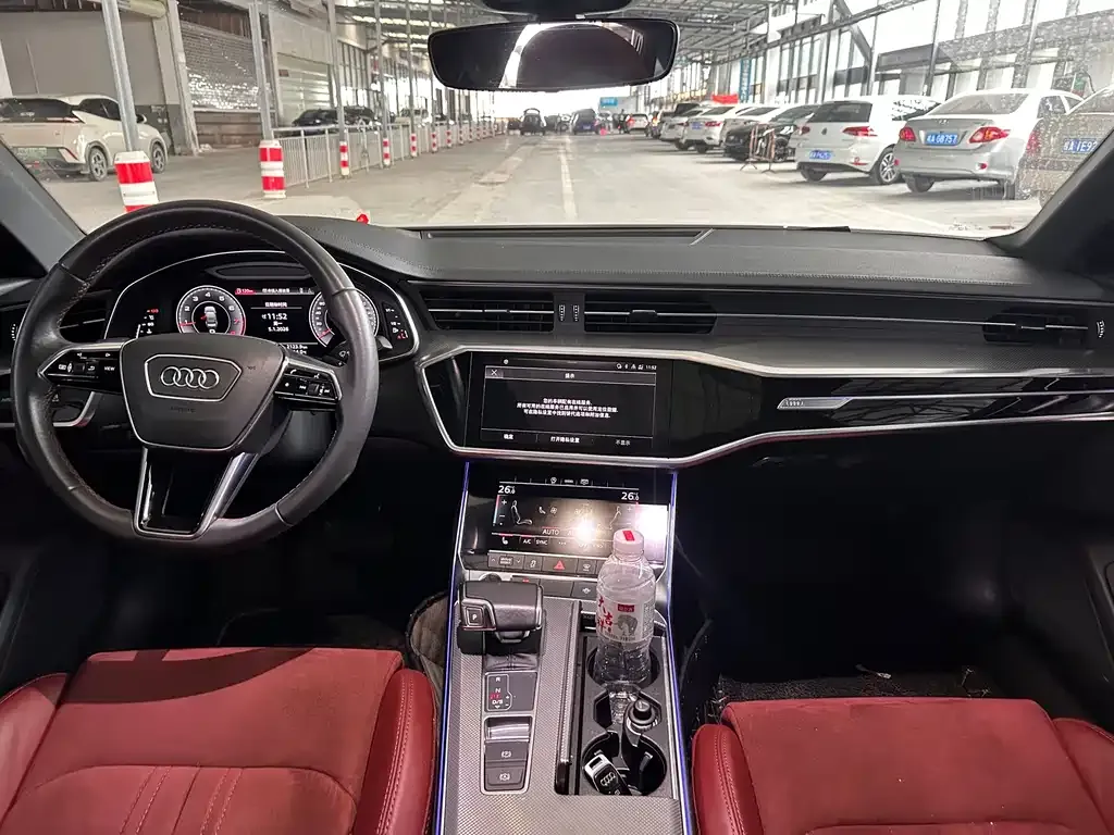 Audi A6L 2021 из CN, фото 4