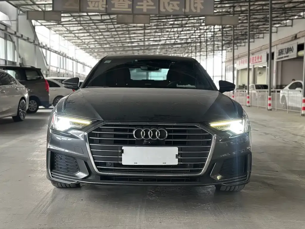 Audi A6L 2021 из CN, фото 3