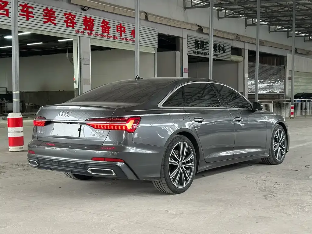 Audi A6L 2021 из CN, фото 9