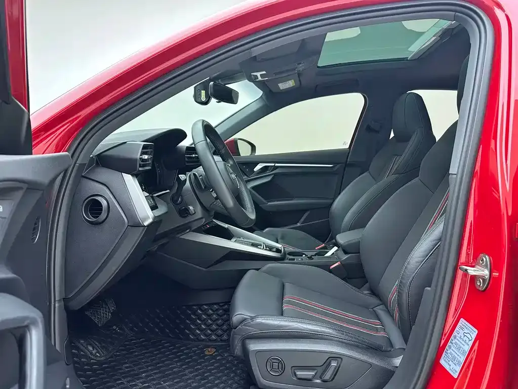 Audi A3 2022 из CN, фото 9
