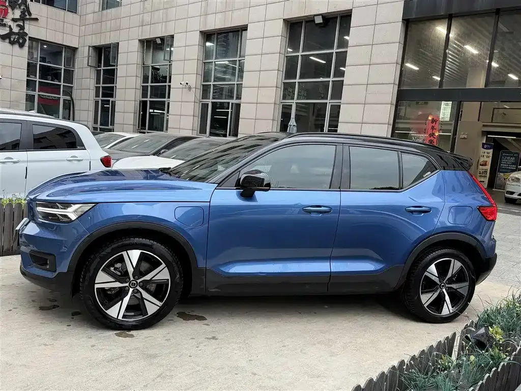 Volvo XC40 NEV 2021 из CN, фото 3