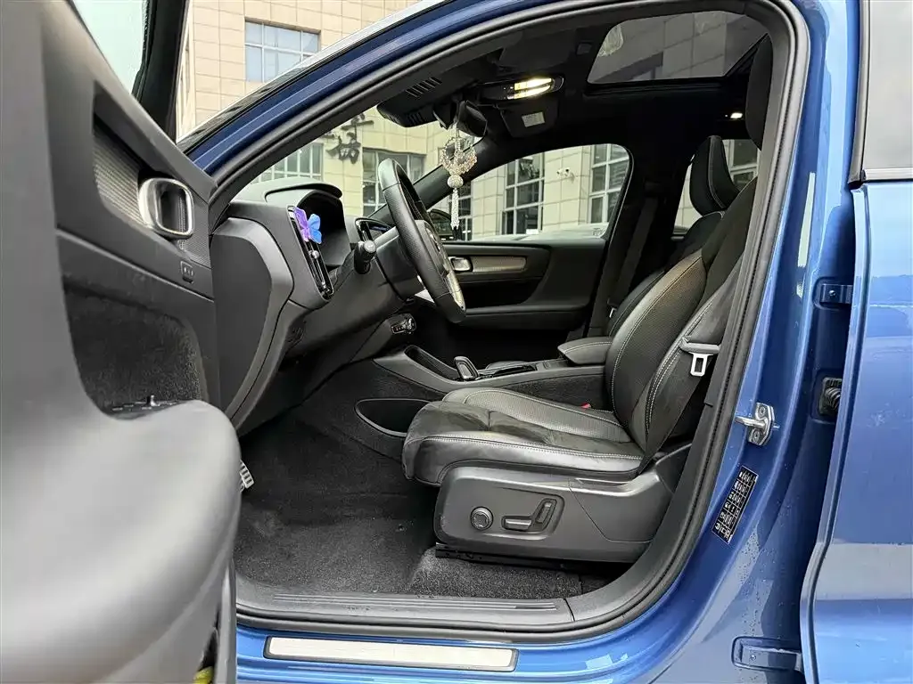 Volvo XC40 NEV 2021 из CN, фото 8