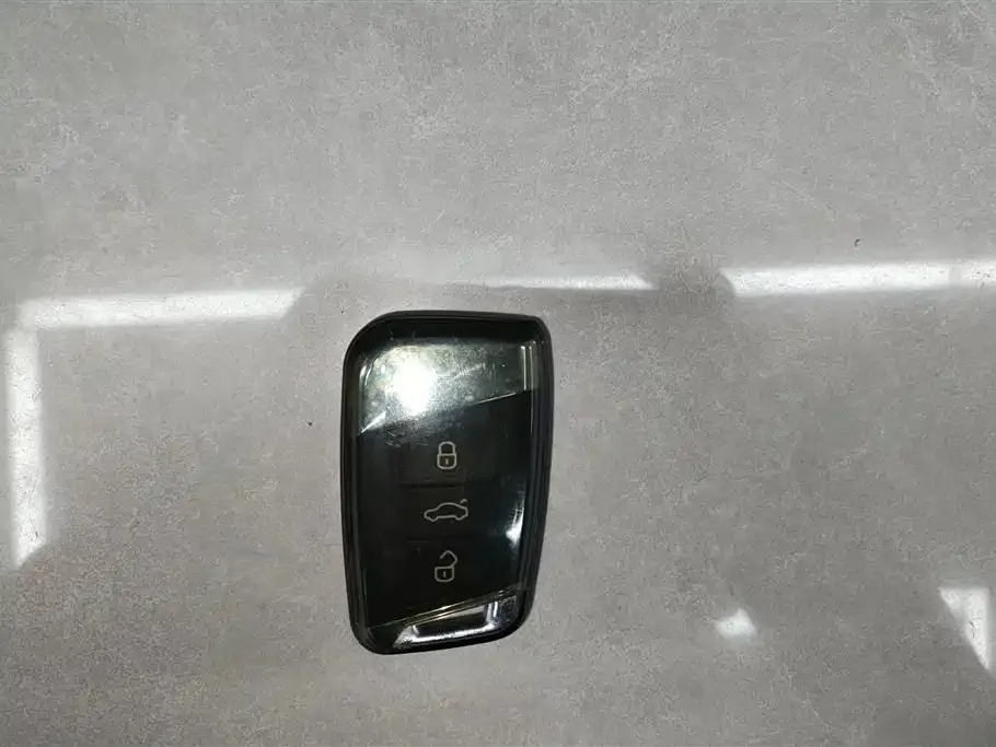 Volkswagen Passat 2024 из CN, фото 9