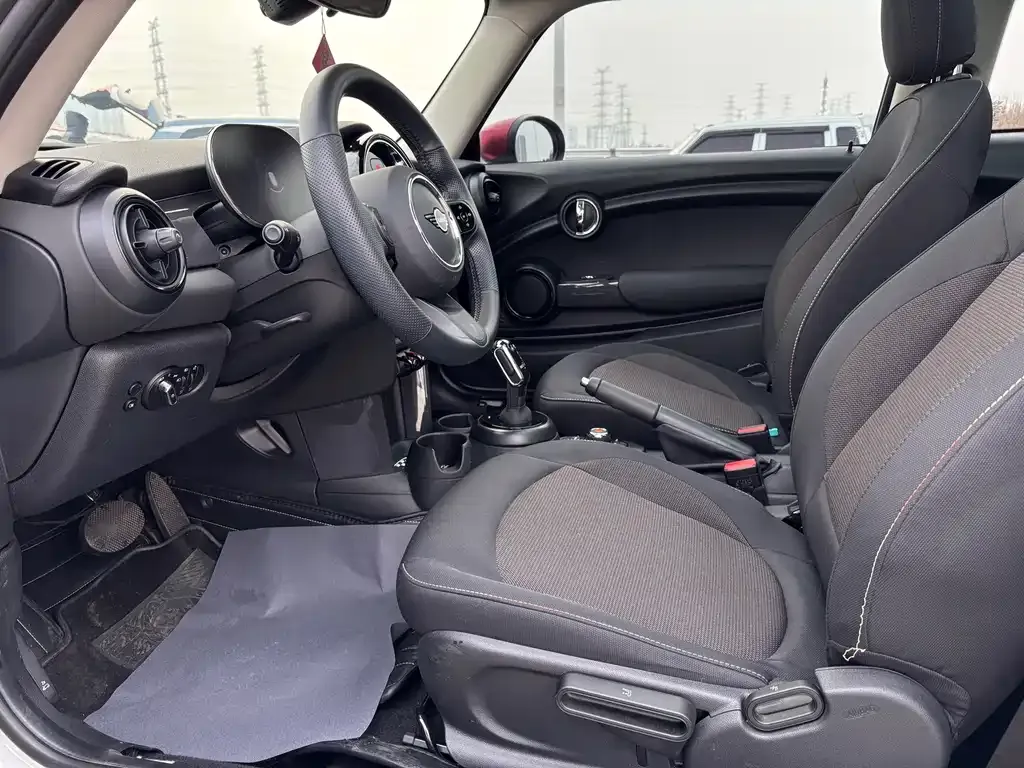 MINI Cooper (3-door) 2024 из CN, фото 8