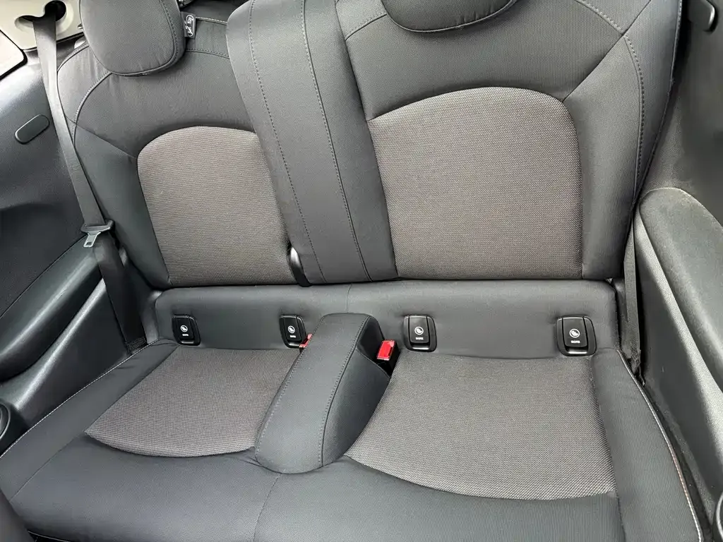 MINI Cooper (3-door) 2024 из CN, фото 6