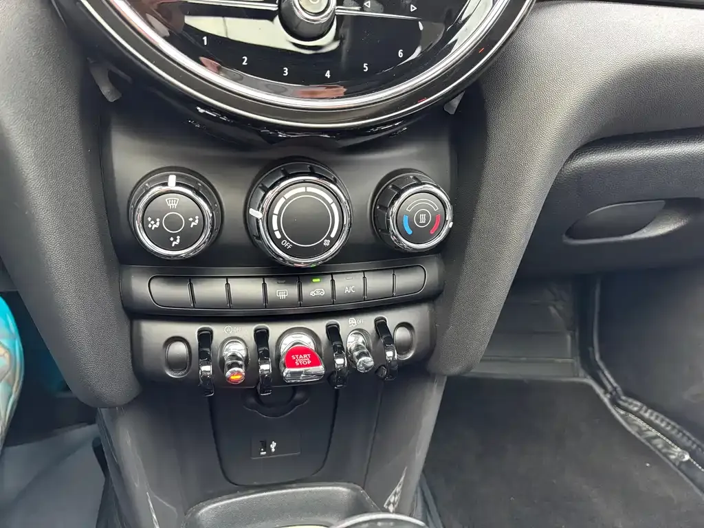 MINI Cooper (3-door) 2024 из CN, фото 10
